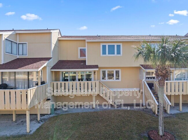 Building Photo - 1500 Via De Luna Dr