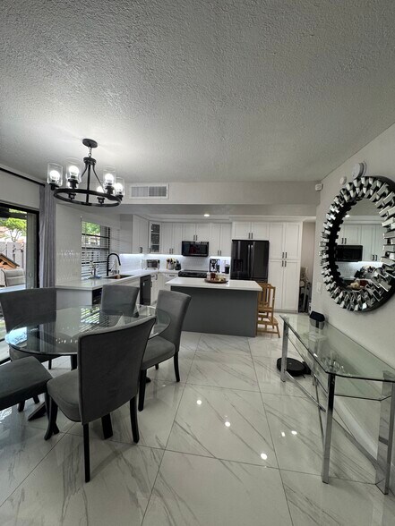 Building Photo - 13299 SW 112th Ter