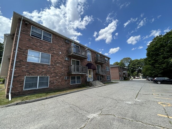 Building Photo - 51 Alvarado Ave