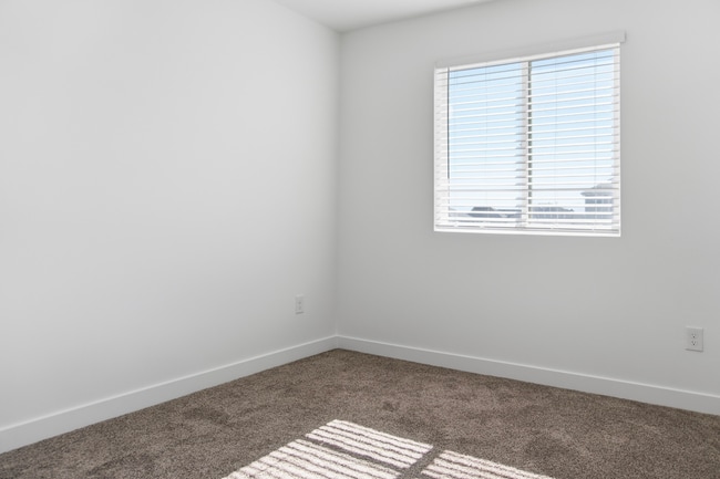 Building Photo - 3933 Orinda Dr