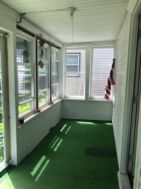 Building Photo - Charming 3 bedroom house close to McKennan and Downtown!