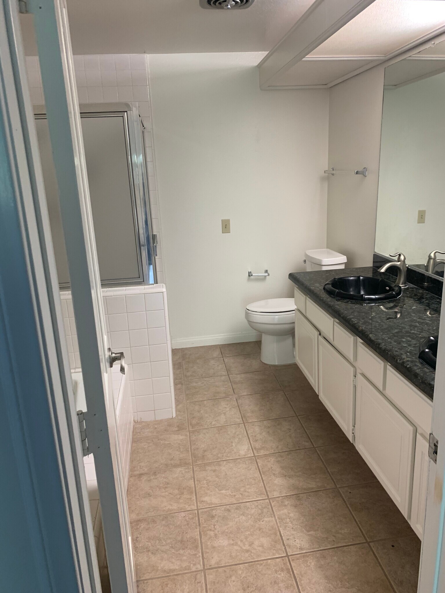 Building Photo - 19029 Nordhoff St