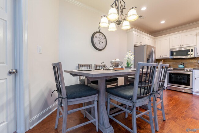 Building Photo - 3187 Mallard Point Dr SE