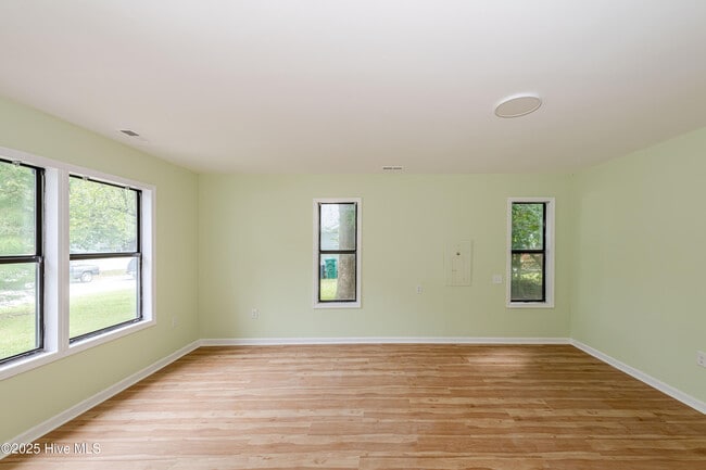 Building Photo - 1100 Audrey Ct