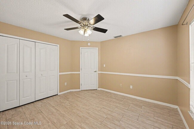 Building Photo - 771 Wild Flower St