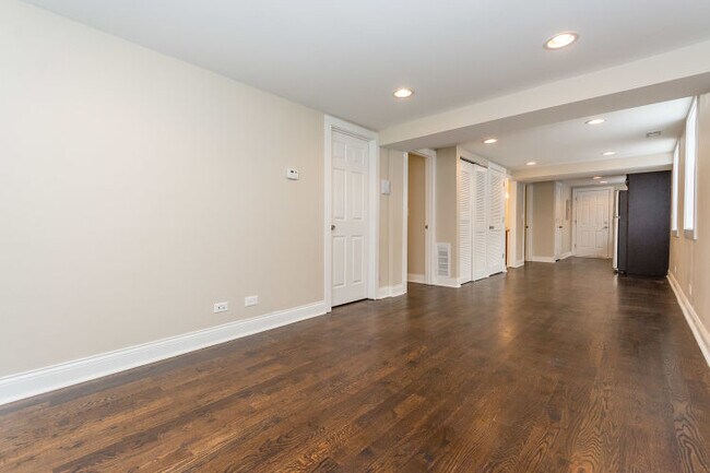 Building Photo - 1617 N Fairfield Ave