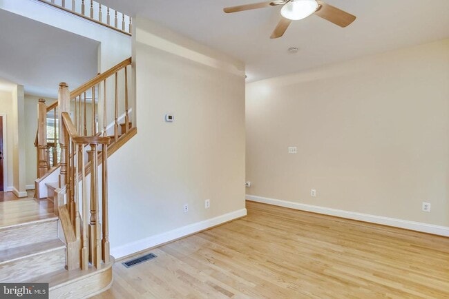 Building Photo - 119 N Peyton St