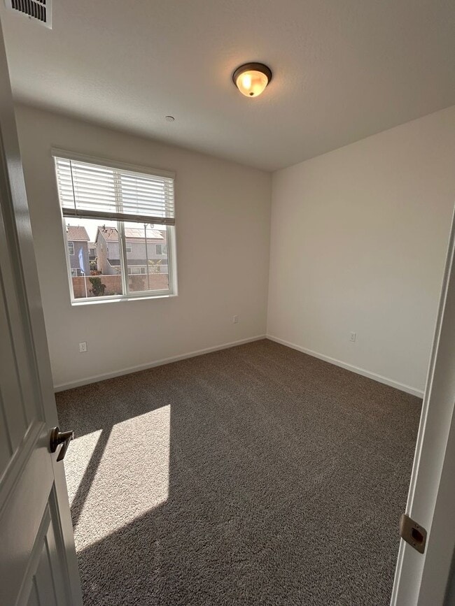 Building Photo - Beautiful Brand-New House for rent in Visa...
