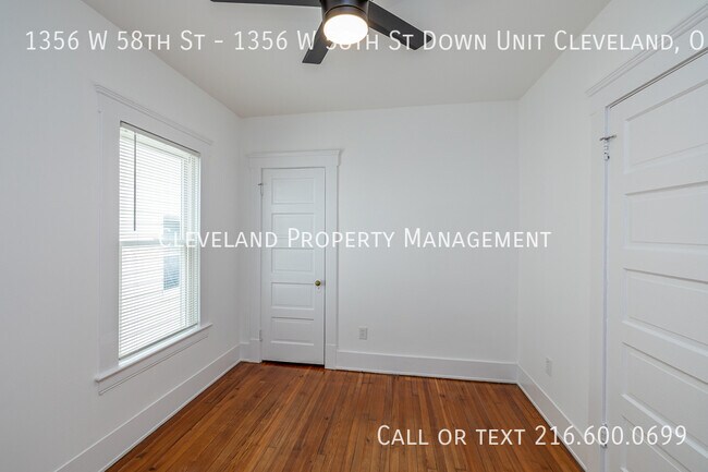 Building Photo - 1356 W 58th St