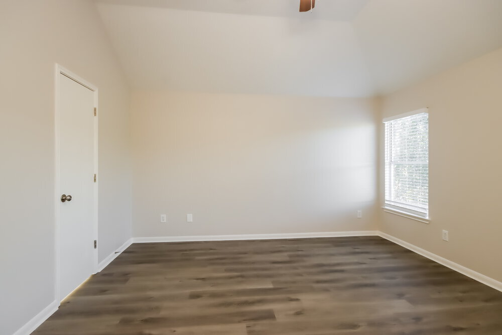 Building Photo - 18407 Heartland Ct