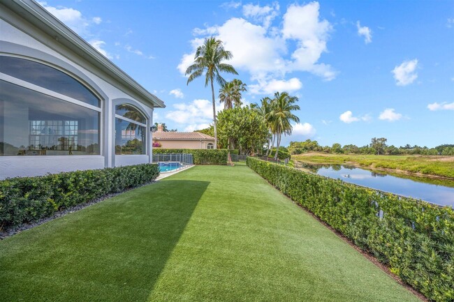 Building Photo - 2377 Golf Brook Dr
