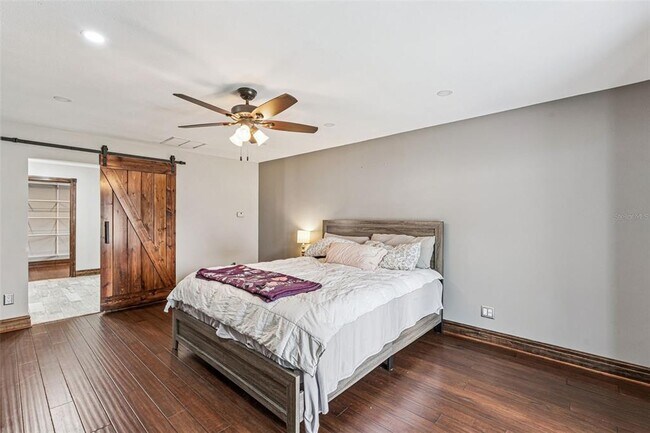 Building Photo - 918 Woodson Hammock Cir