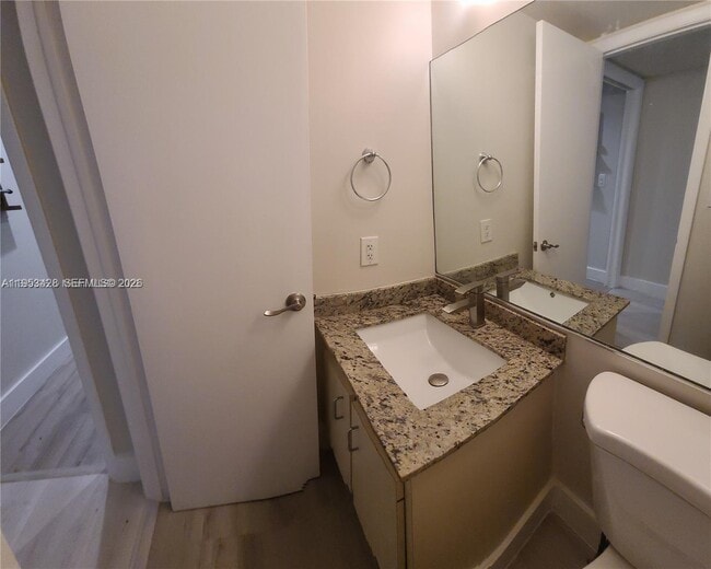 Building Photo - 4222 Inverrary Blvd