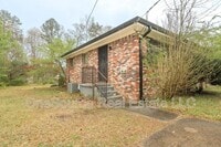 Building Photo - 3701 Hopkins Rd