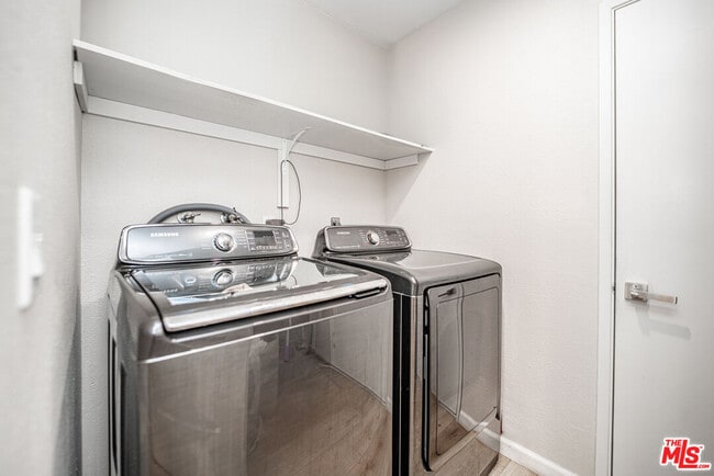 Building Photo - 29846 Grandifloras Rd