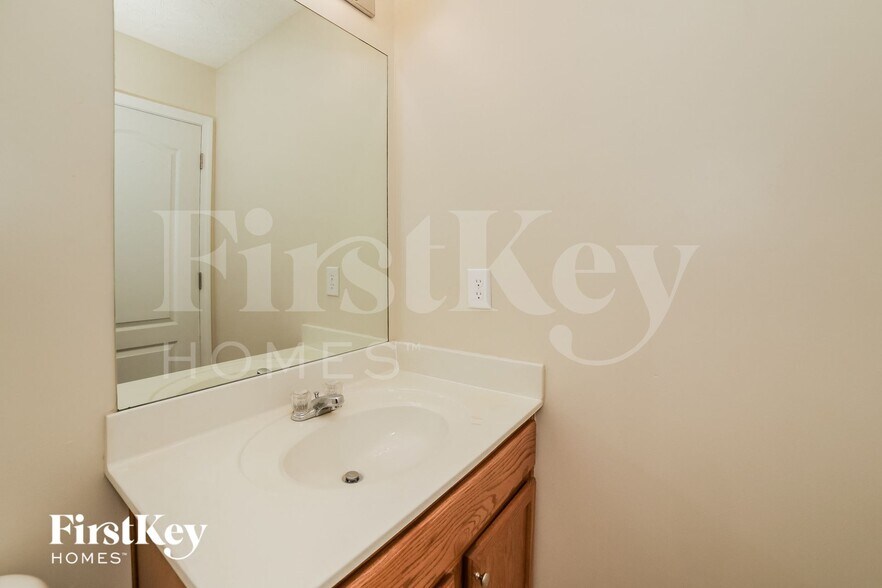 Building Photo - 2376 Bigwood Trail