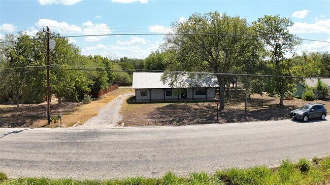 Building Photo - 1303 Lovers Ln