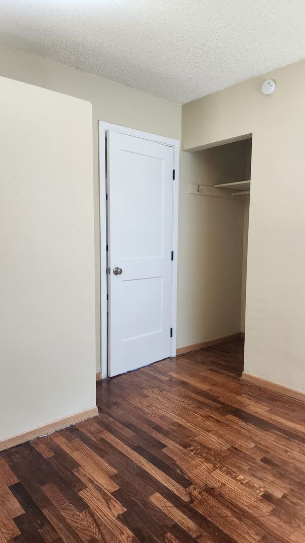 Building Photo - West Tacoma Cozy 2 Bedroom