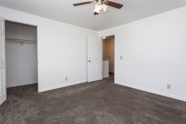 Building Photo - JM-Cram***