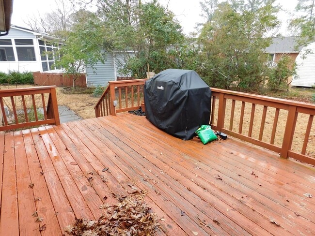 Building Photo - 103 Boatswain Dr