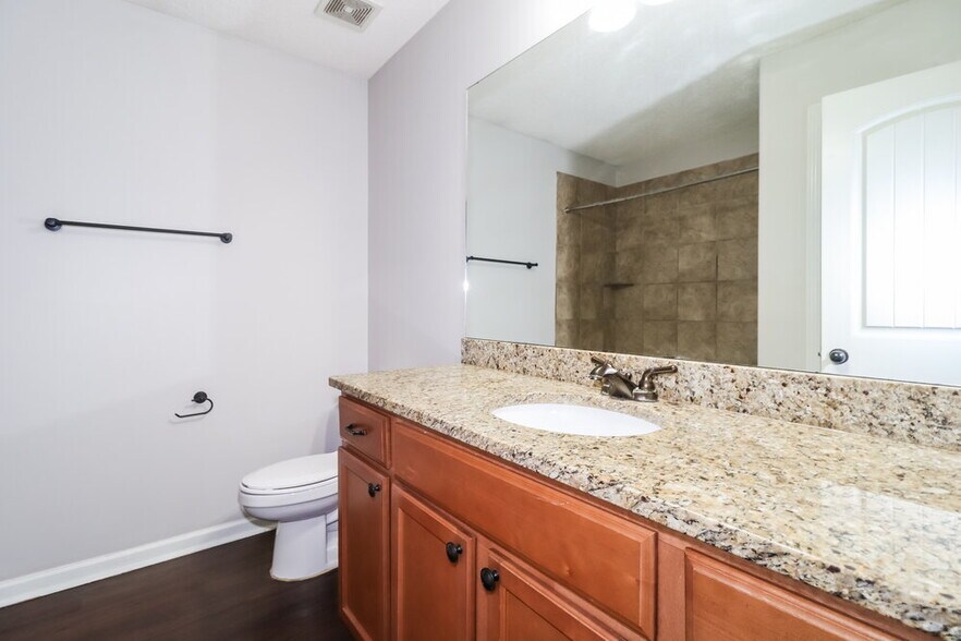 Building Photo - 9450 Darren Cir S