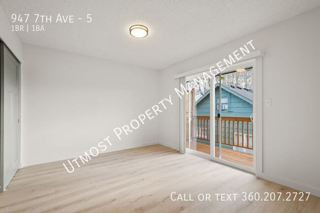 Building Photo - 947 7th Ave