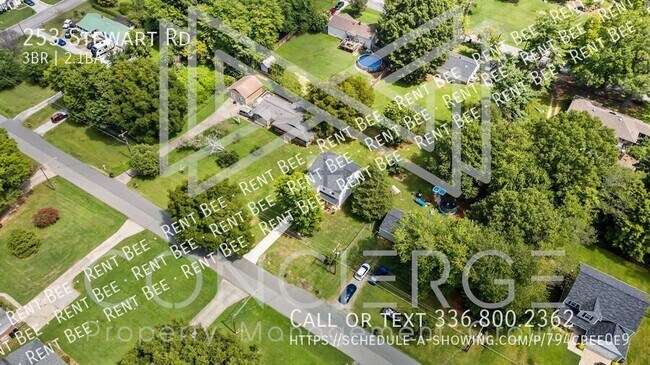 Building Photo - 253 Stewart Rd SE