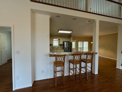 Building Photo - Move In Special 1/2 Off First Full Month with move in by 4/20/2026 - Pet Friendly 4-Bedroom Retre...