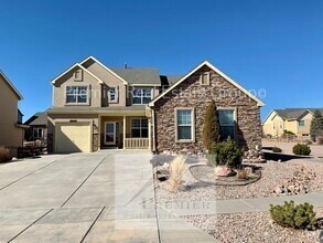 Building Photo - 5984 Revelstoke Dr