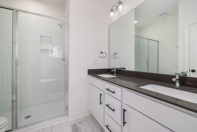 Building Photo - **OFFERING RENT DISCOUNT PROMOTION FOR FIRST 6 MONTHS** New Construction 4BD, 3.5BA Raleigh Townh...