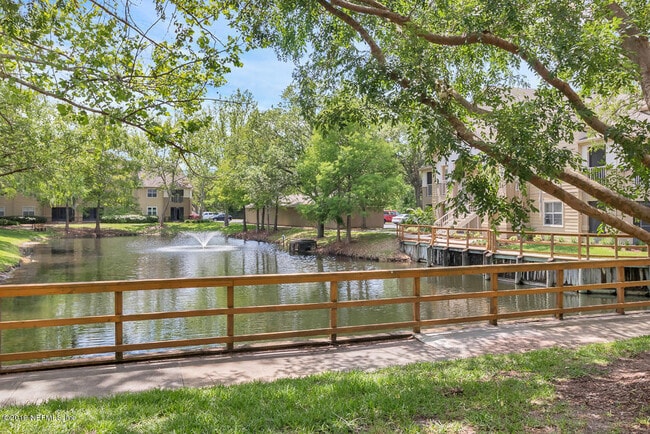 Building Photo - 29 Arbor Club Dr