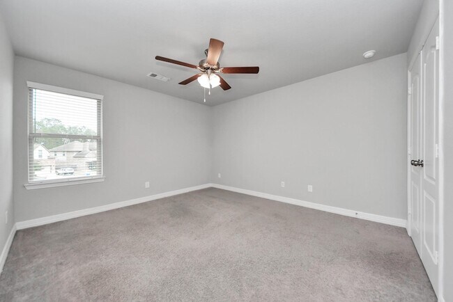 Building Photo - 196 Chestnut Meadow Dr