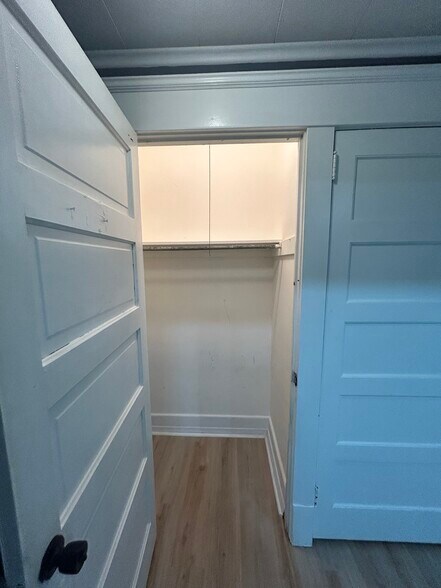 Building Photo - 179 Dana St