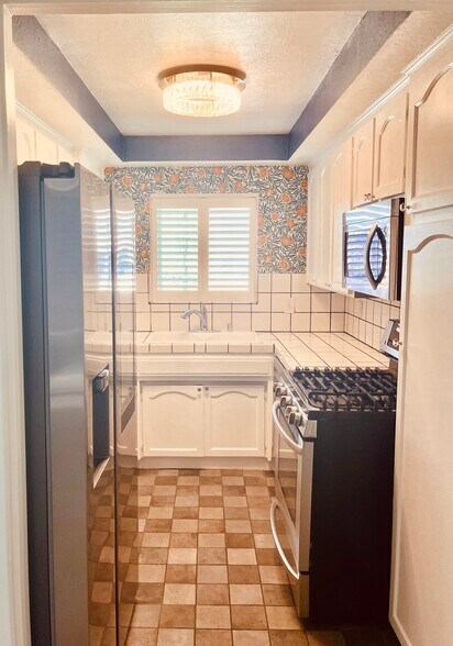 Sun Drenched Kitchen - 1355 Sierra Bonita N Ave