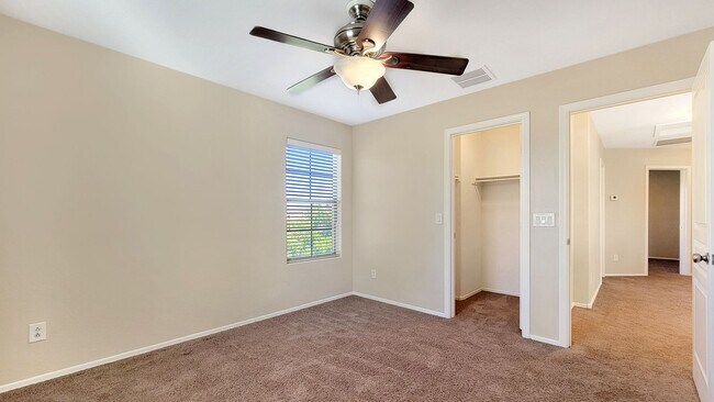 Building Photo - Marley Park 4 bedroom! Excellent community...