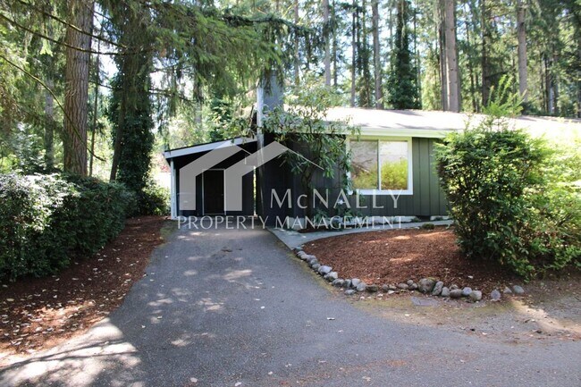 Building Photo - 4712/4714 Reid Dr.