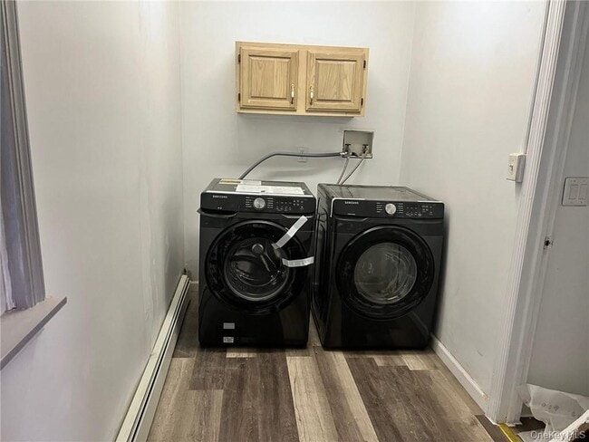 Building Photo - 65 Monhagen Ave