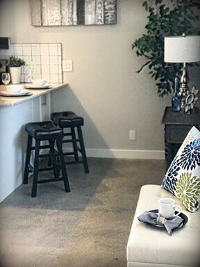 Building Photo - One Bed, One Bath Coming Soon!