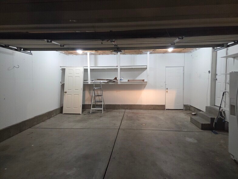 Building Photo - 1231 N 1050 W