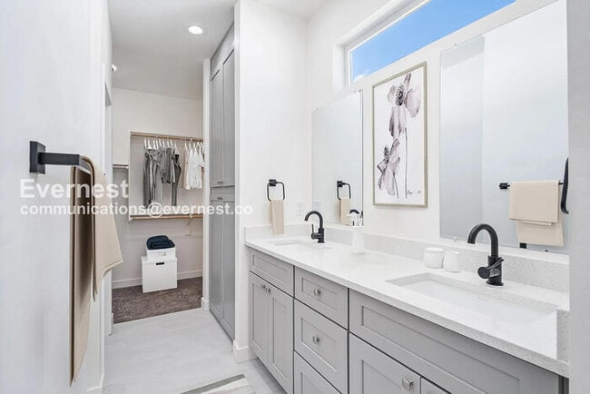 Building Photo - 1500 N 35th St