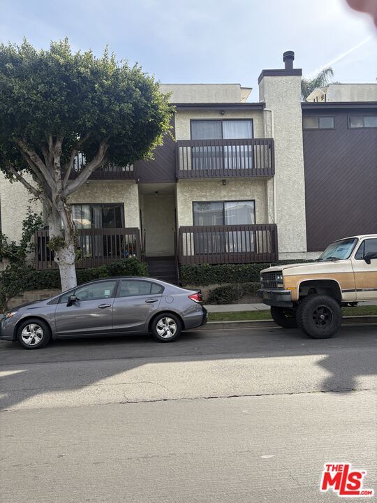 Building Photo - 1702 Brockton Ave