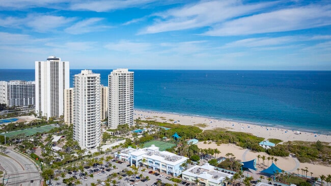 Building Photo - 2700 N Ocean Dr