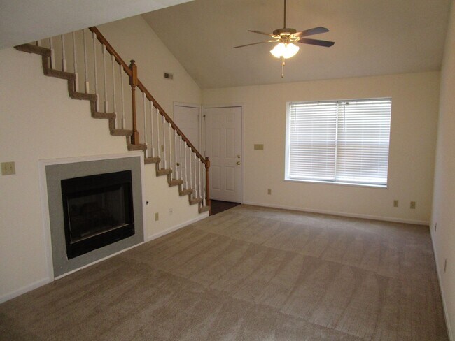 Building Photo - 2404-2406 Calder Ct.