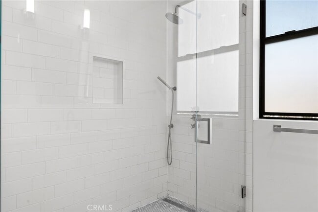 Building Photo - 2432 Penmar Ave