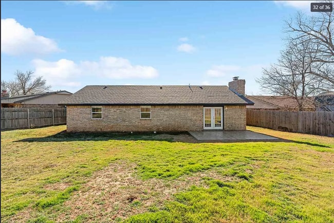 Building Photo - 4646 SE Caber Cir