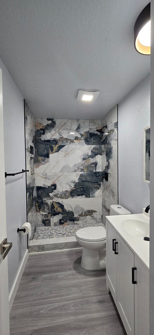 Building Photo - 2044 44th St S