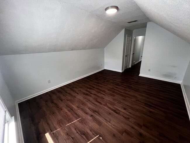 Building Photo - 8282 Linkwood Ln