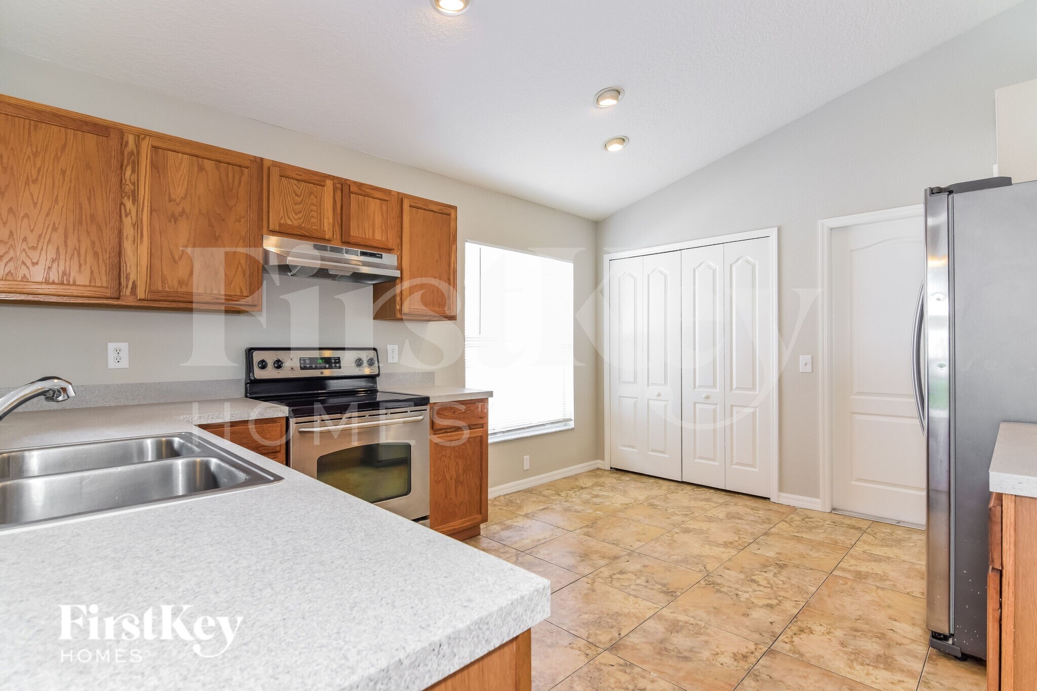 Building Photo - 6931 Waterbrook Ct