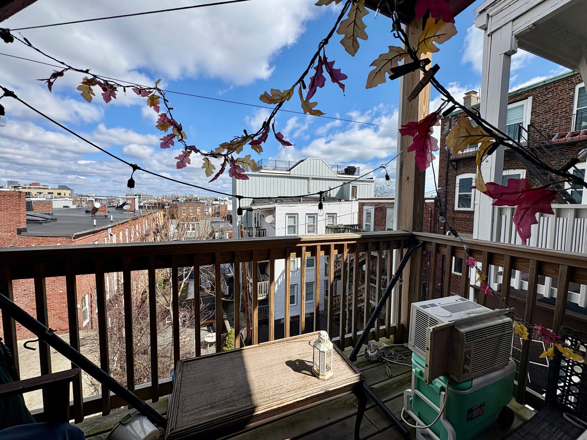 Building Photo - 116 Webster St