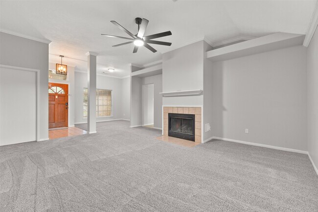 Building Photo - 16010 Cedar Gully Dr